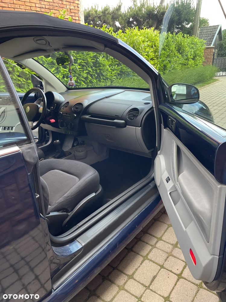 Volkswagen New Beetle 1.6 - 13