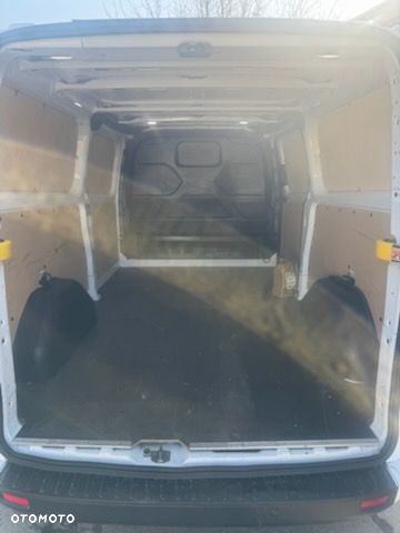 Ford Transit Custom - 11