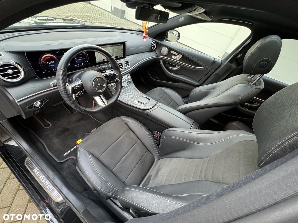 Mercedes-Benz Klasa E 220 d AMG - 27