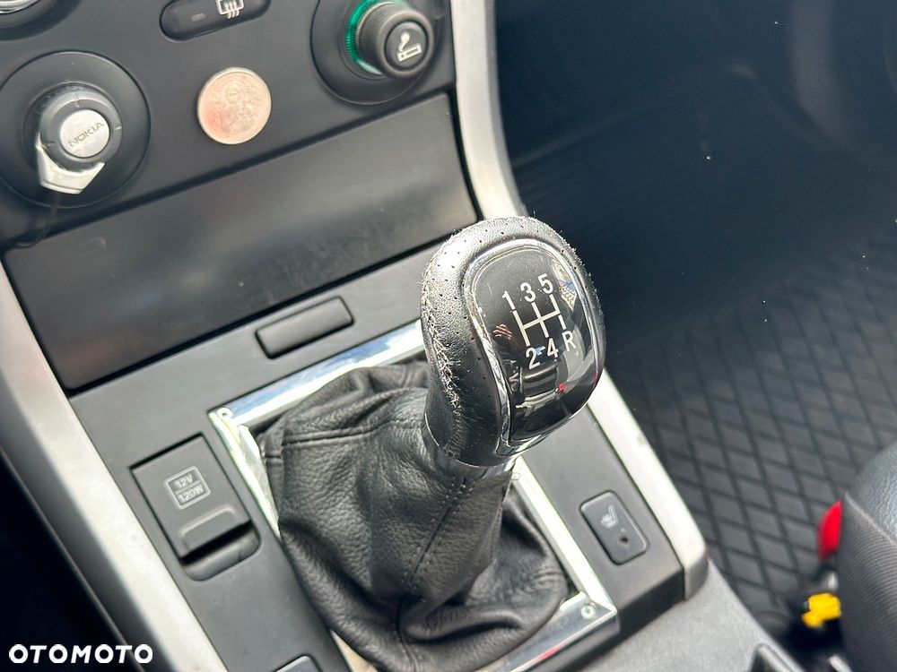 Suzuki Grand Vitara 1.6 - 12