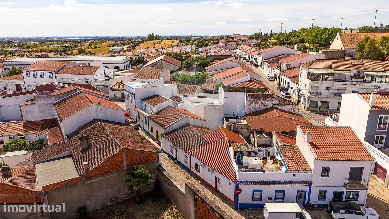 Moradia T1 para venda - Grande imagem: 2/21