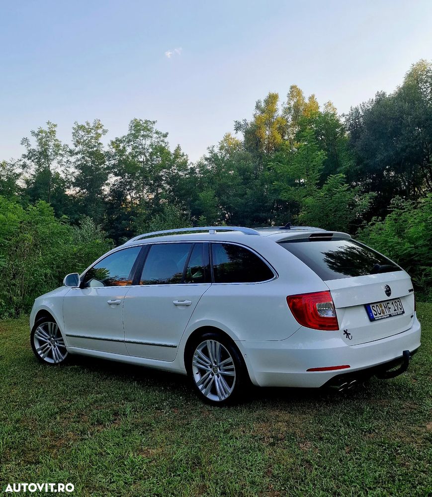 Skoda Superb 2.0 TDI Green tec 4x4 DSG Elegance - 23
