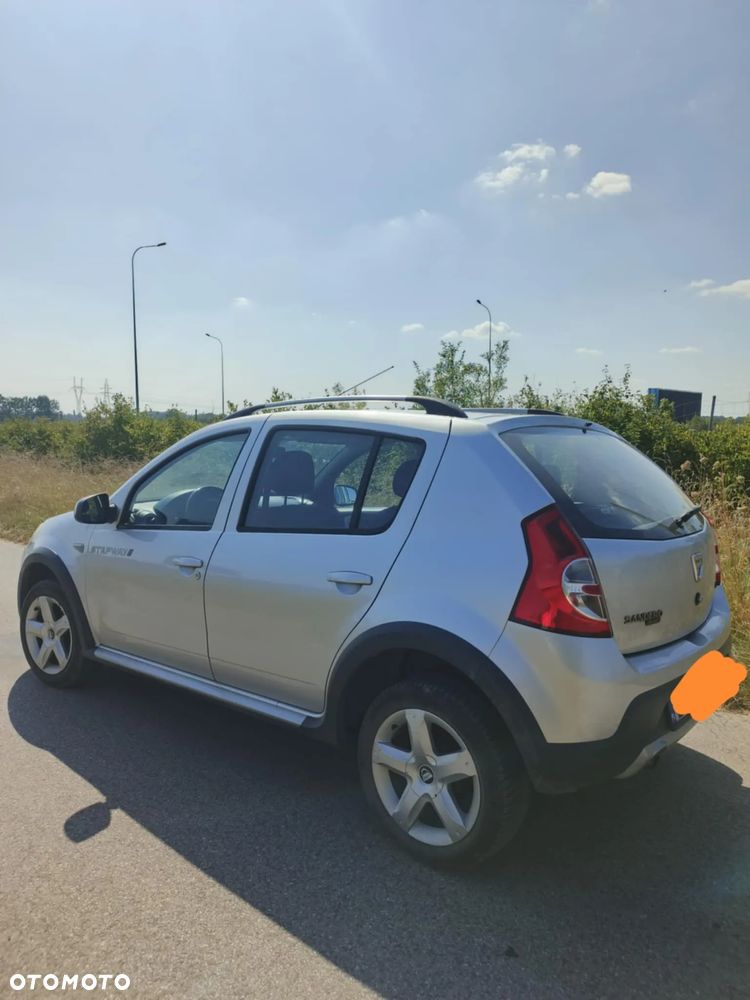 Dacia Sandero 1.5 dCi Stepway - 3