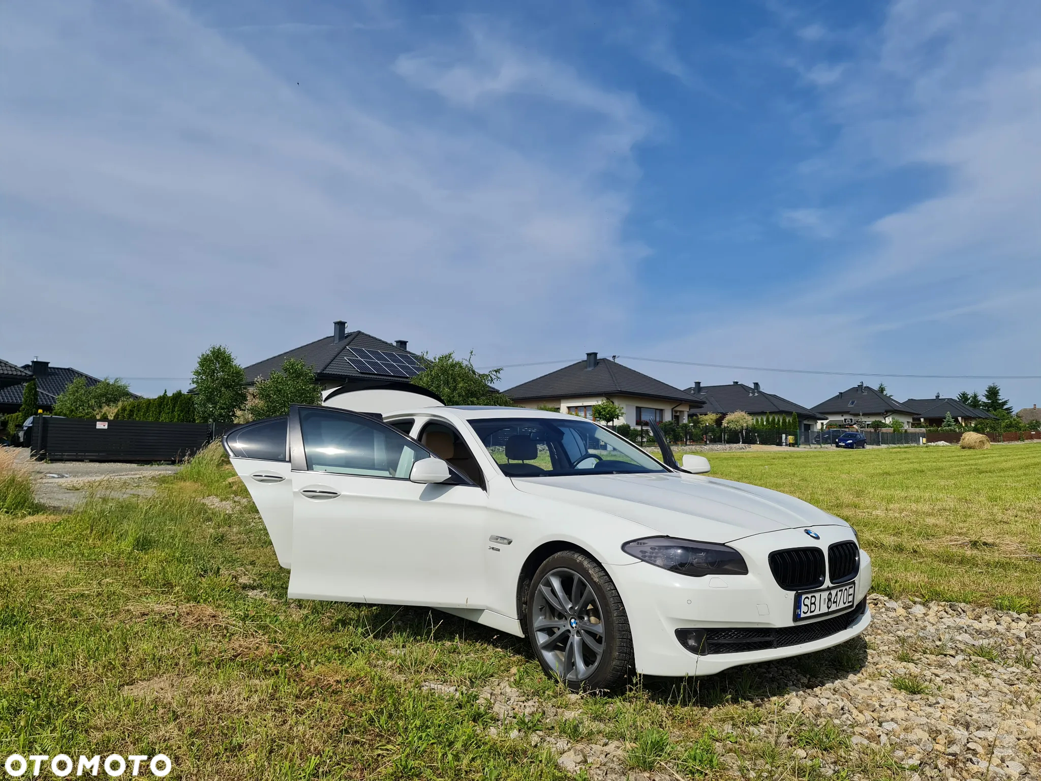 BMW Seria 5 528i xDrive - 17