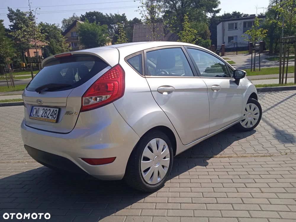 Ford Fiesta 1.25 Champions Edition - 13