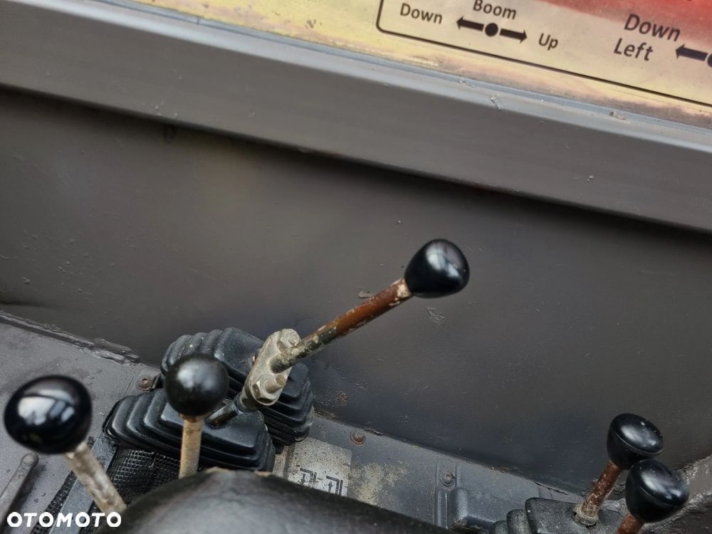 Manitou MT1230.SCP Ładowarka Teleskopowa z podporami 4x4. 13metrów Wysięg! Udzwig 3 tony. Silnik Perkins 4cyl. Import Norwegia! Perfekt stan! 3tryby skrętu. 4 biegi REWERS  Oryginał! Opony ładne. Potężna moc! - 28