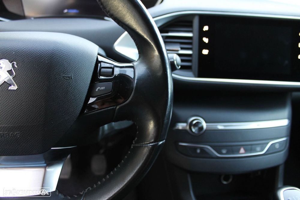 Peugeot 308 SW 1.5 BlueHDi Style - 11