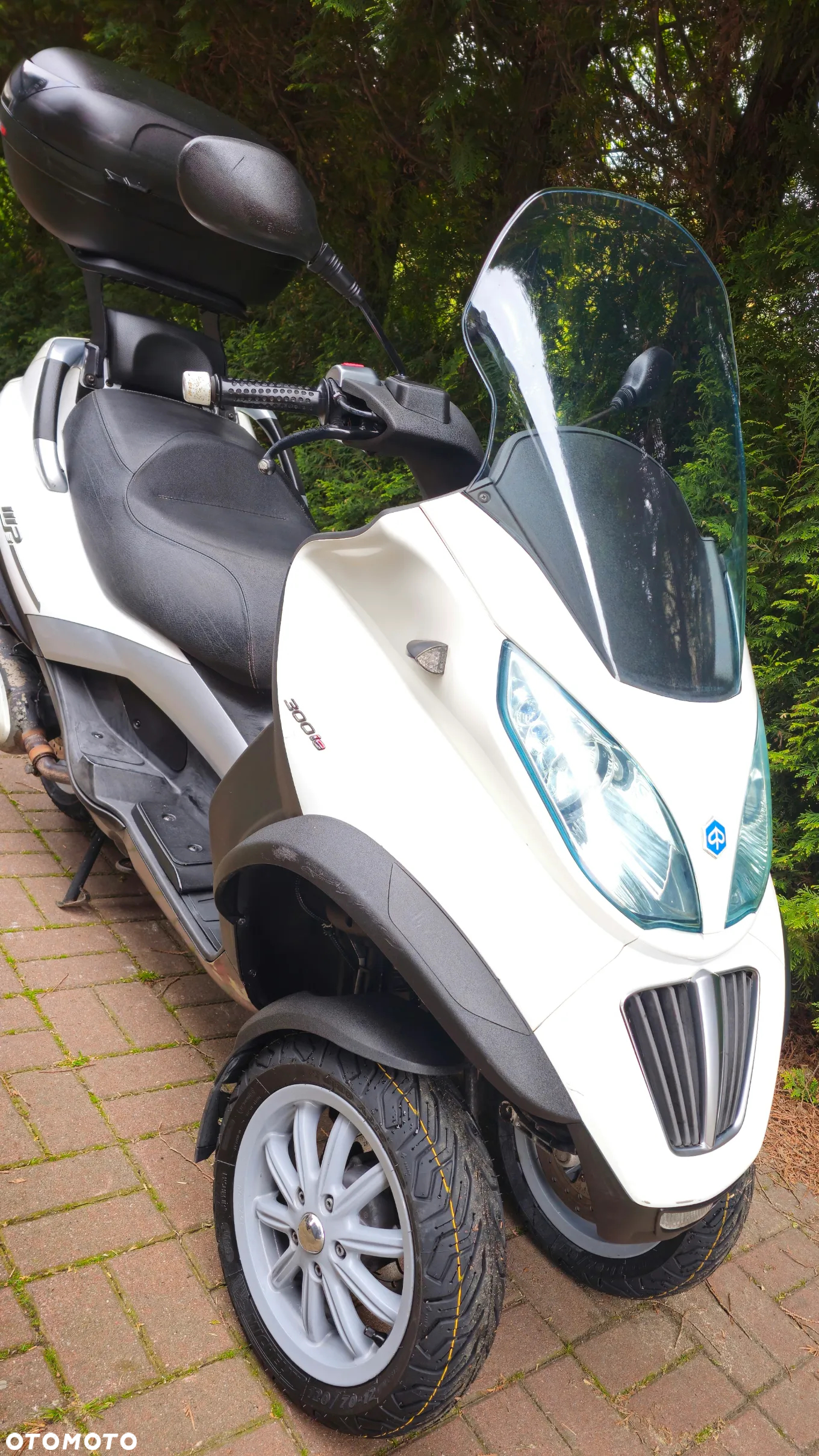 Piaggio MP-3 - 3