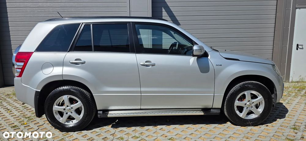 Suzuki Grand Vitara 1.9 DDiS - 6