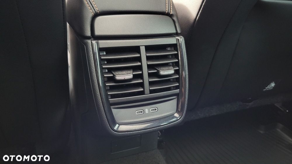 Skoda Kamiq 1.0 TSI Selection DSG - 14