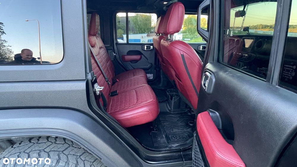 Jeep Wrangler - 16