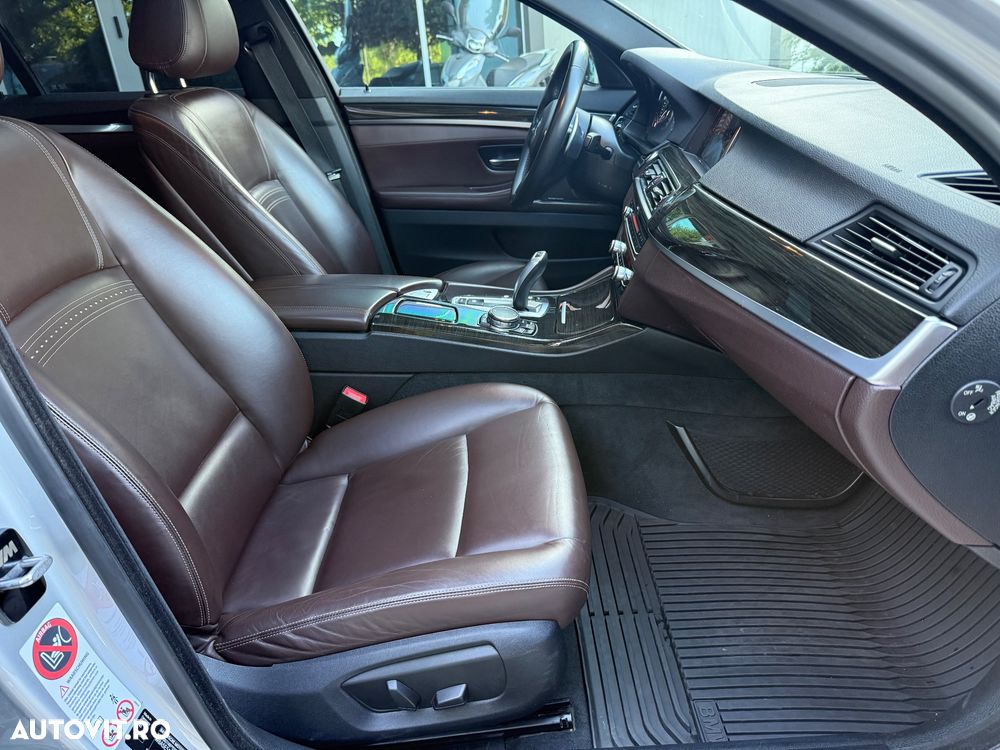 BMW Seria 5 520d AT - 19