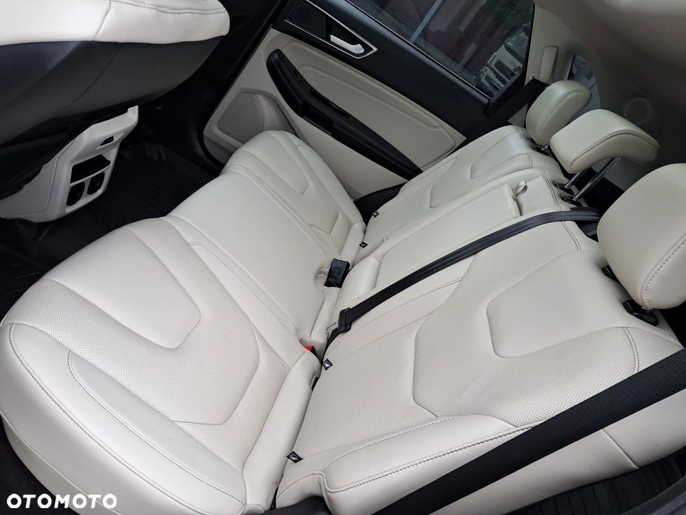 Ford Edge - 24
