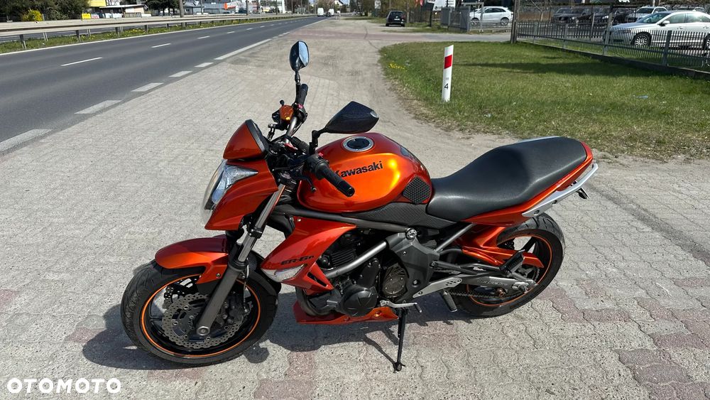 Kawasaki ER - 2