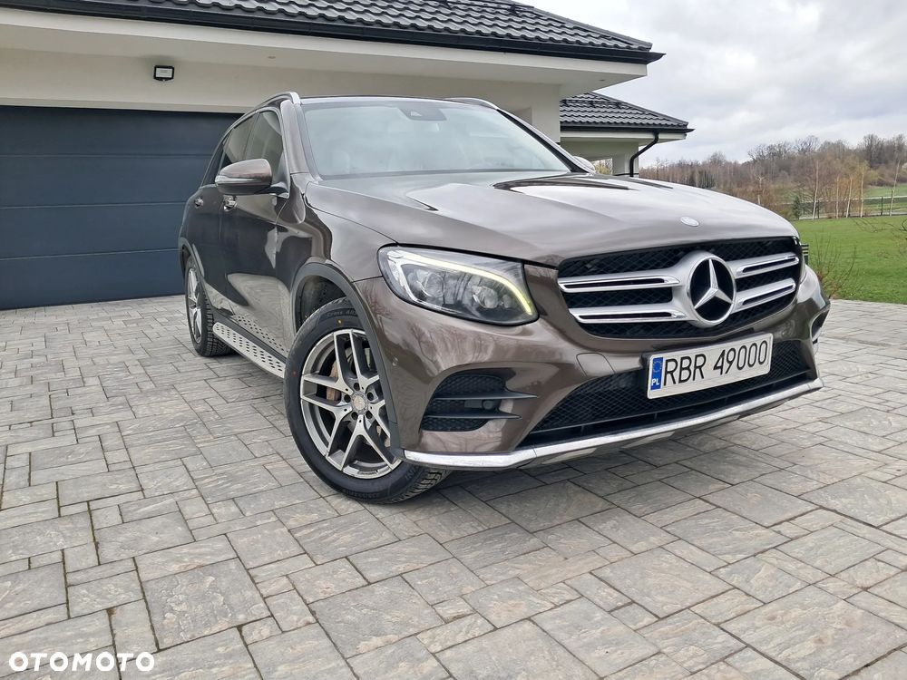 Mercedes-Benz GLC 250 4Matic 9G-TRONIC AMG Line - 40