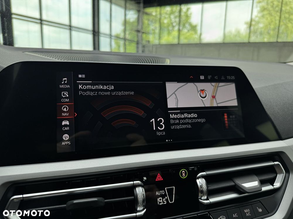 BMW Seria 3 318i - 30