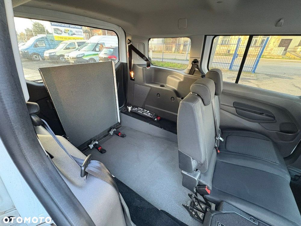 Ford Tourneo Connect 1.5 EcoBlue Start-Stop Titanium - 31