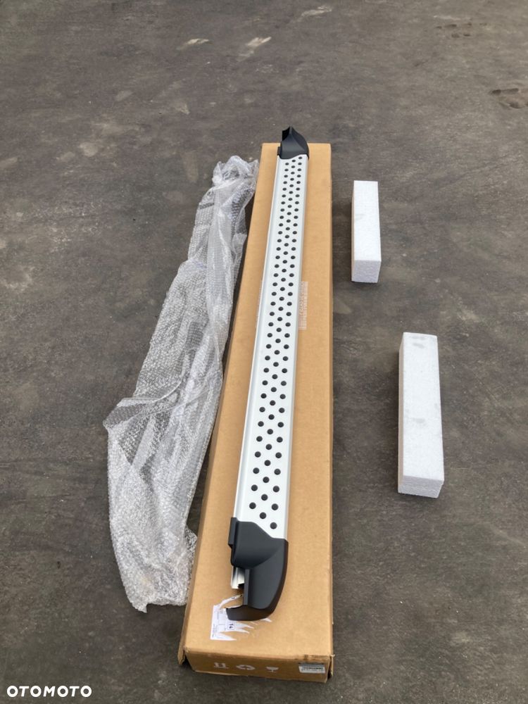 DACIA DUSTER 2 II STOPIEŃ BOCZNY ORUROWANIE SPOILER SCHODEK  LISTWA PROGOWA NAKŁADKA PROGU NA PRÓG - 4