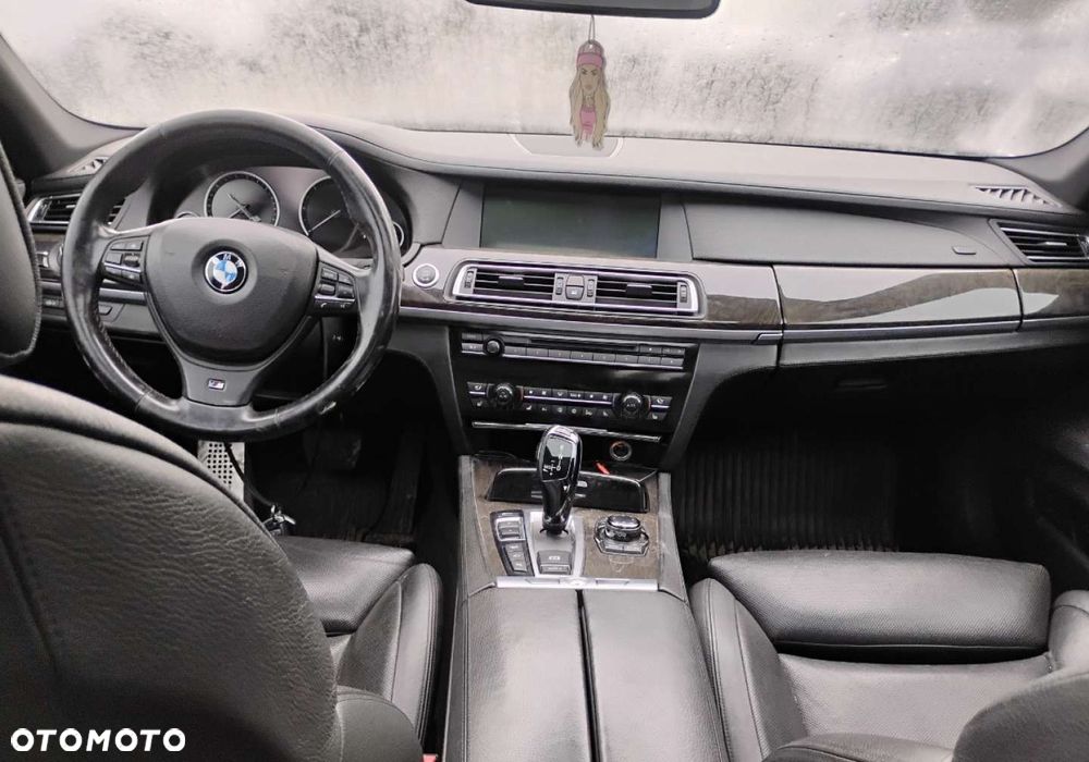 BMW Seria 7 - 7
