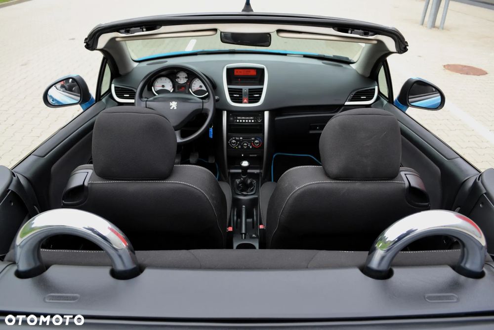 Peugeot 207 CC 1.6 Intense - 13