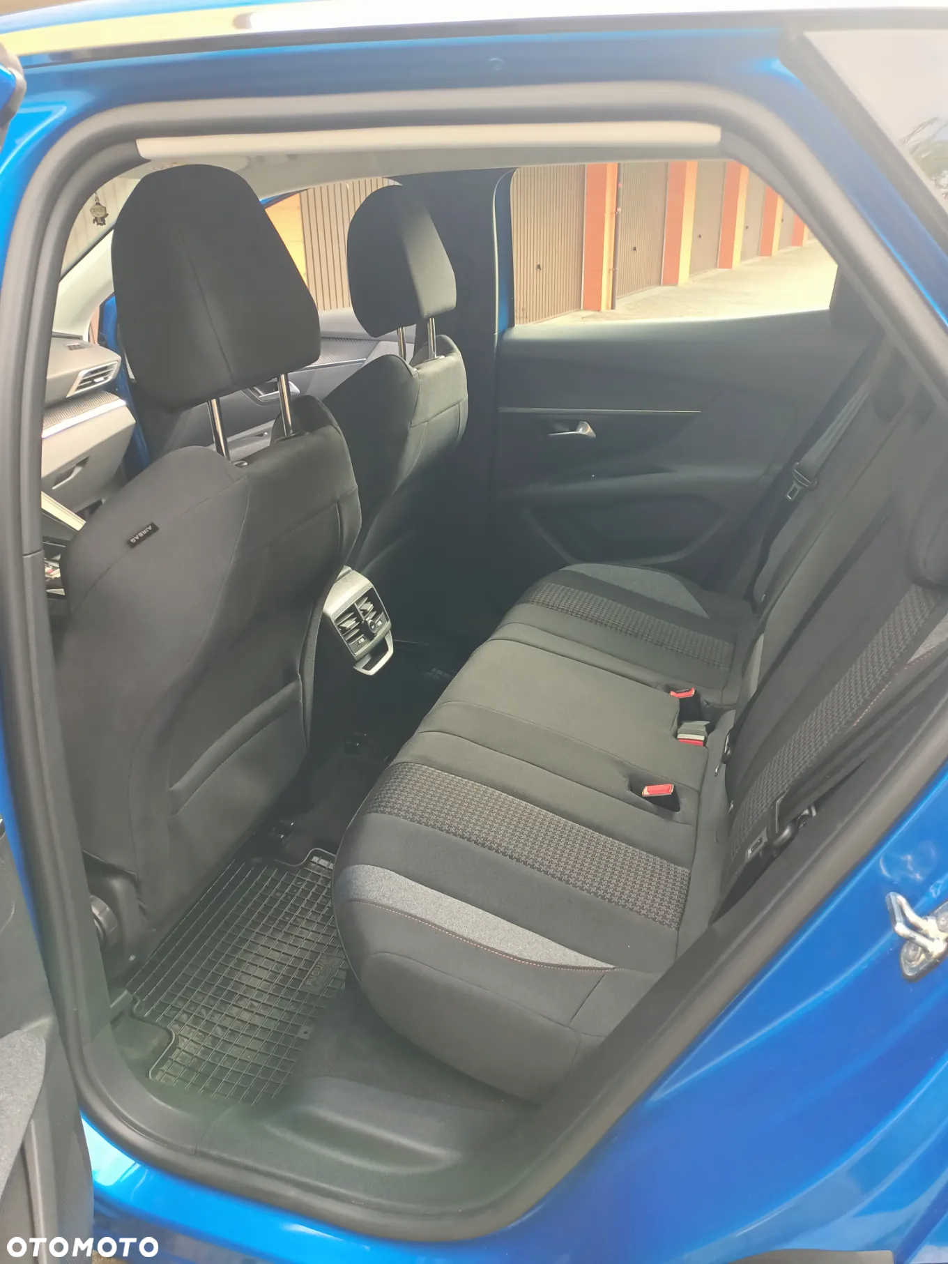 Peugeot 3008 1.2 PureTech Active Pack S&S EAT8 - 12