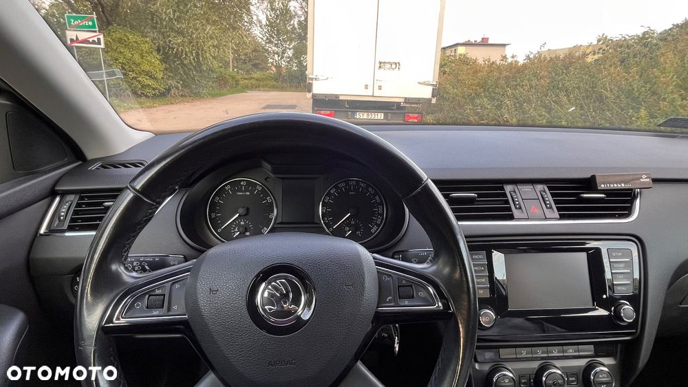 Skoda Octavia 1.4 TSI Ambition - 11