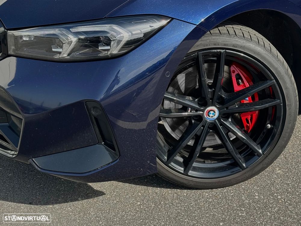 BMW 330 e Pack Desportivo M Pro Auto - 8