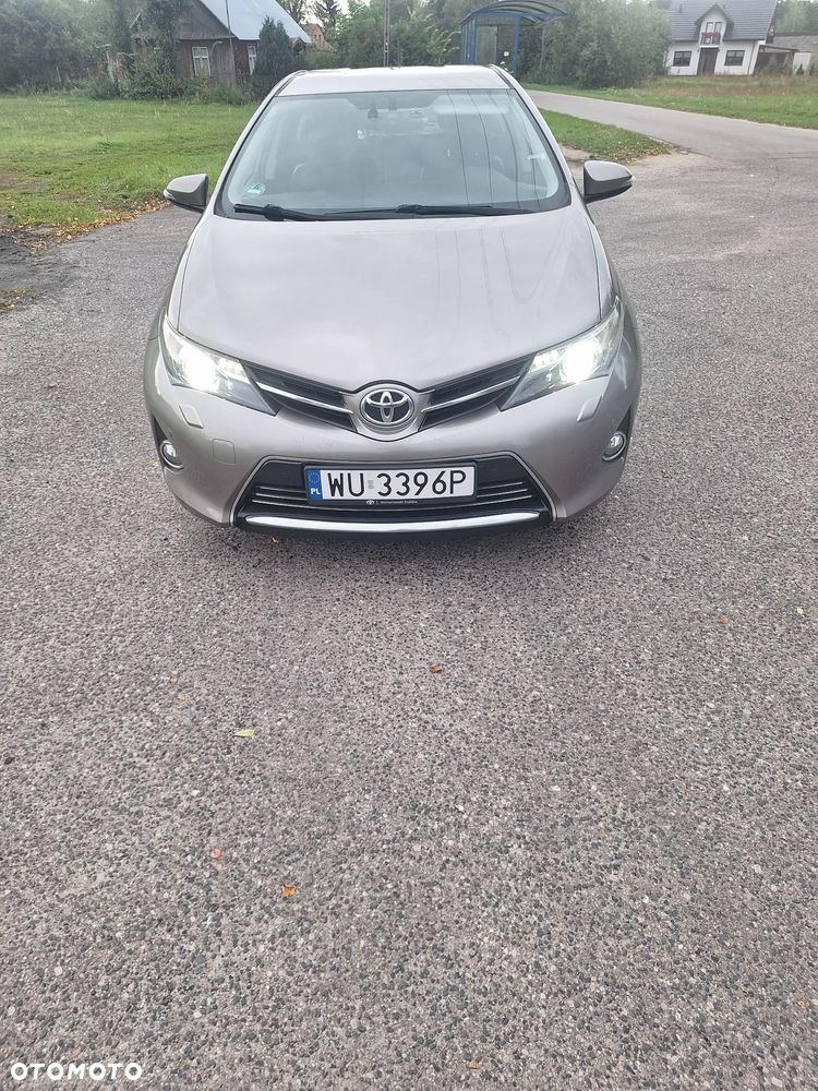 Toyota Auris 1.6 Prestige - 1
