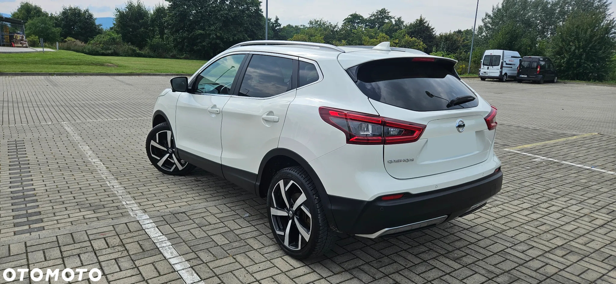 Nissan Qashqai 1.2 DIG-T TEKNA+ - 2