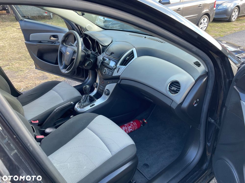 Chevrolet Cruze 1.7 LT - 7