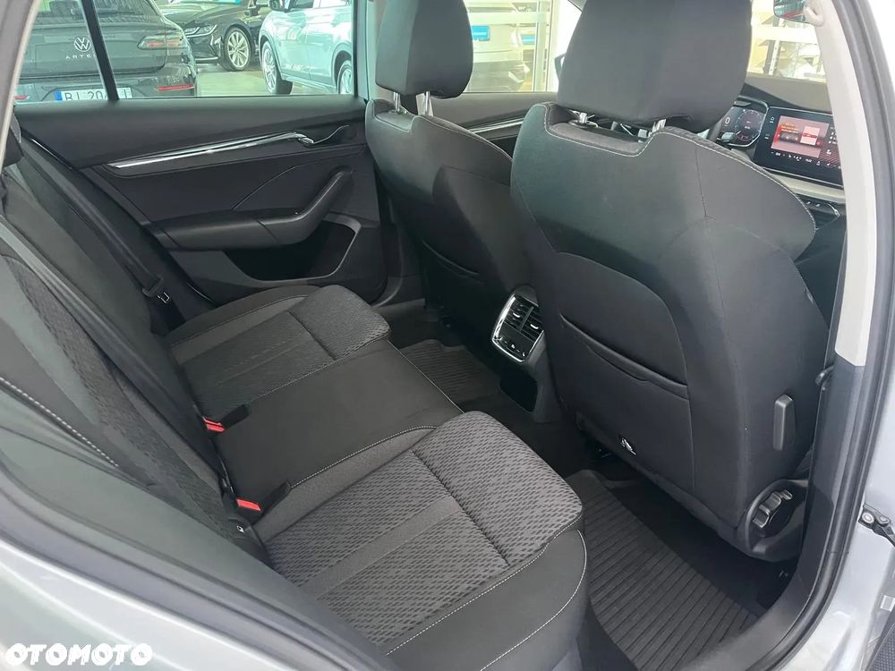 Skoda Octavia 1.5 TSI ACT Style - 34