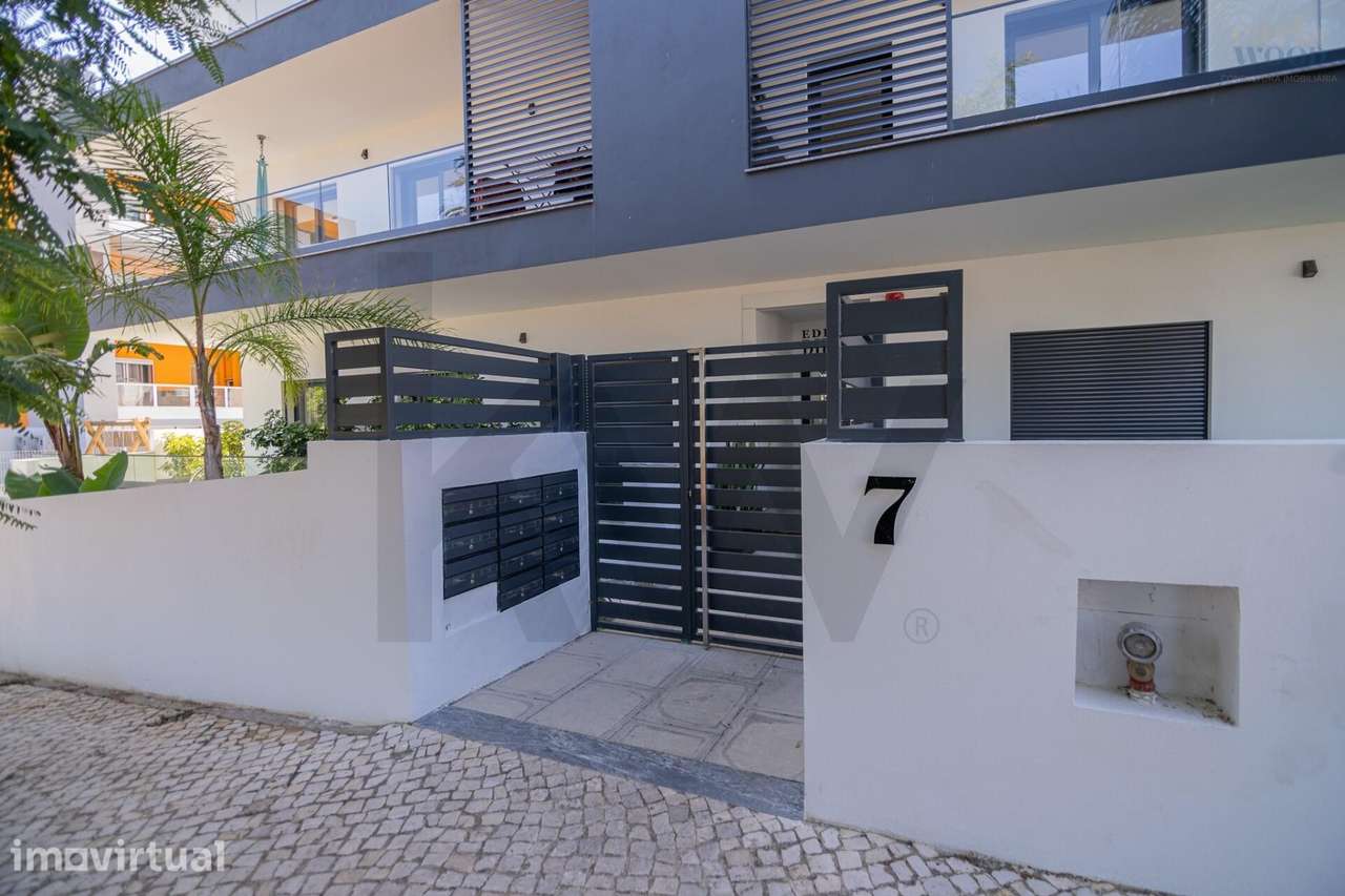 Excelente apartamento novo entre a cidade e o mar - Grande imagem: 2/60