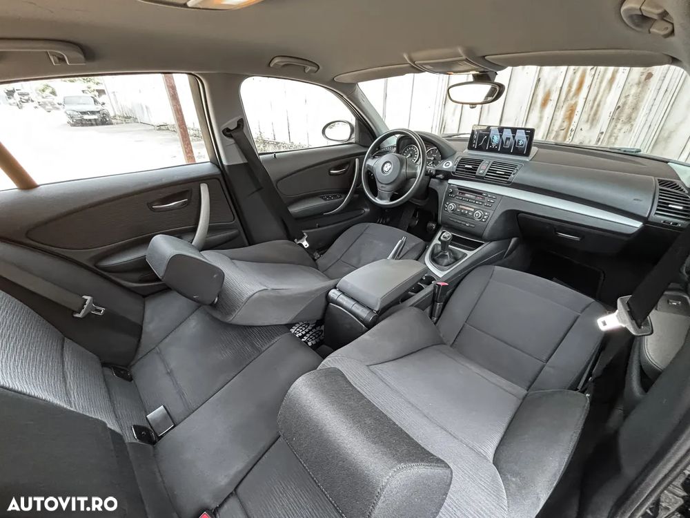 BMW Seria 1 - 12