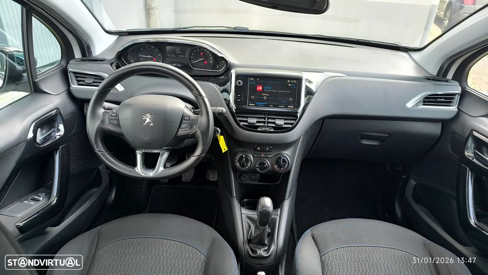 Peugeot 208 1.2 PureTech Style - 6