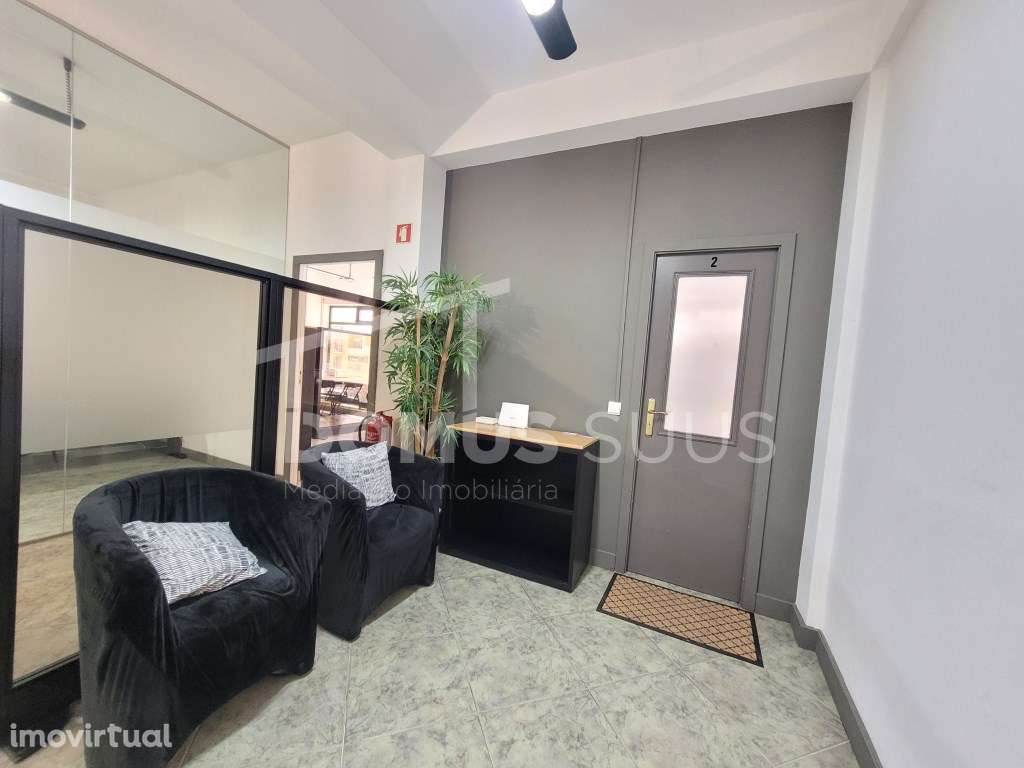 Loja Junto ao Hospital de Faro - Grande imagem: 2/5