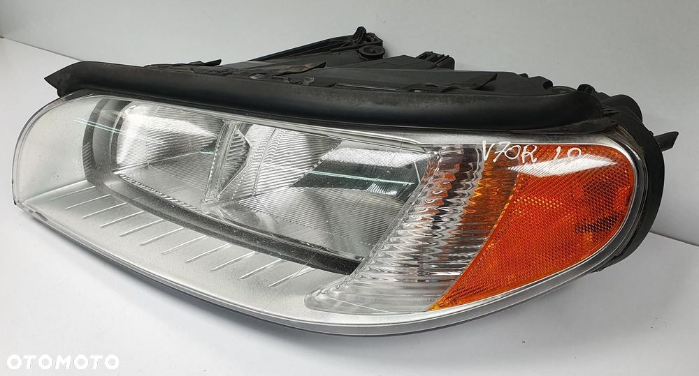 LAMPA LEWY PRZÓD PRZEDNIA VOLVO V70 III LIFT 31383542 EUROPA - 2