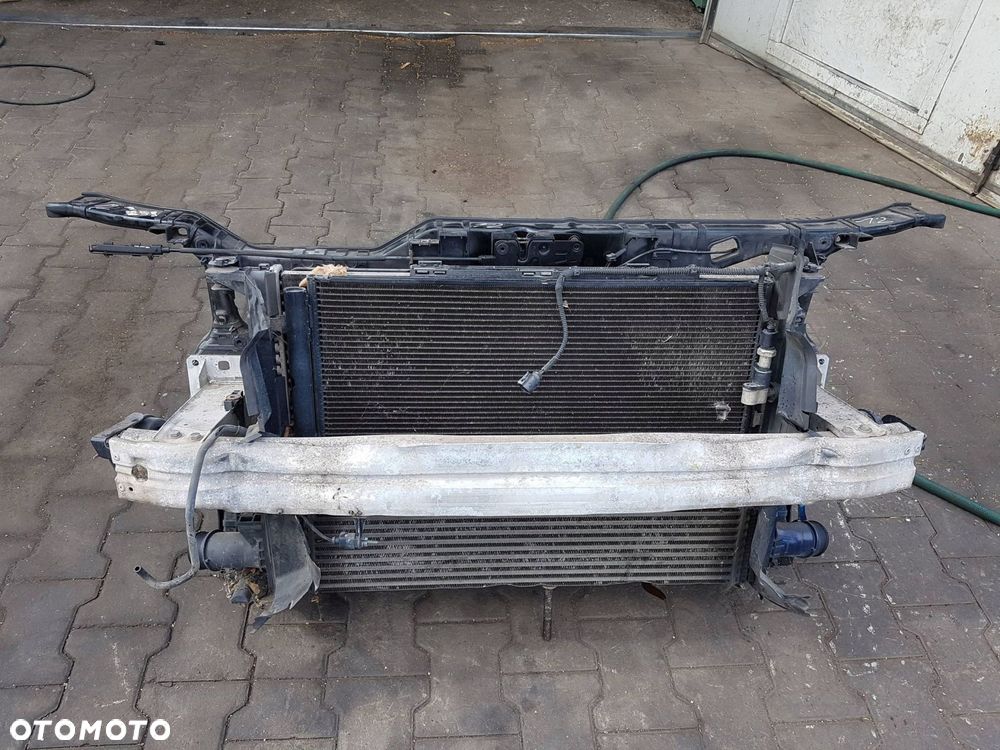 AUDI A4 B8 LIFT 11-15r 2.0 TDI PAS PRZEDNI CHŁODNICE WENTYLATORY MANUAL