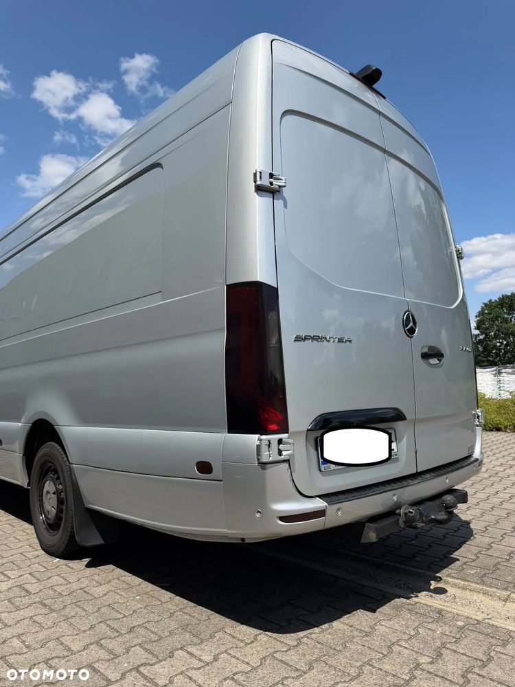 Mercedes-Benz Sprinter - 5