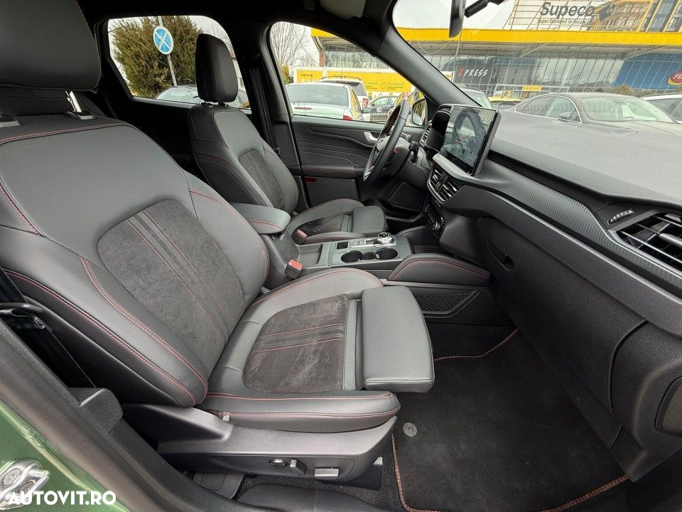 Ford Kuga 2.5 Duratec FWD PHEV ST-Line X - 20