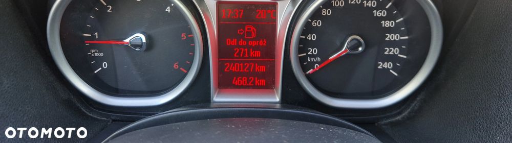 Ford Kuga 2.0 TDCi 4x4 Titanium - 35