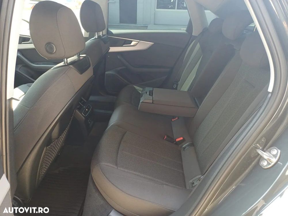 Audi A4 Limuzina - 9