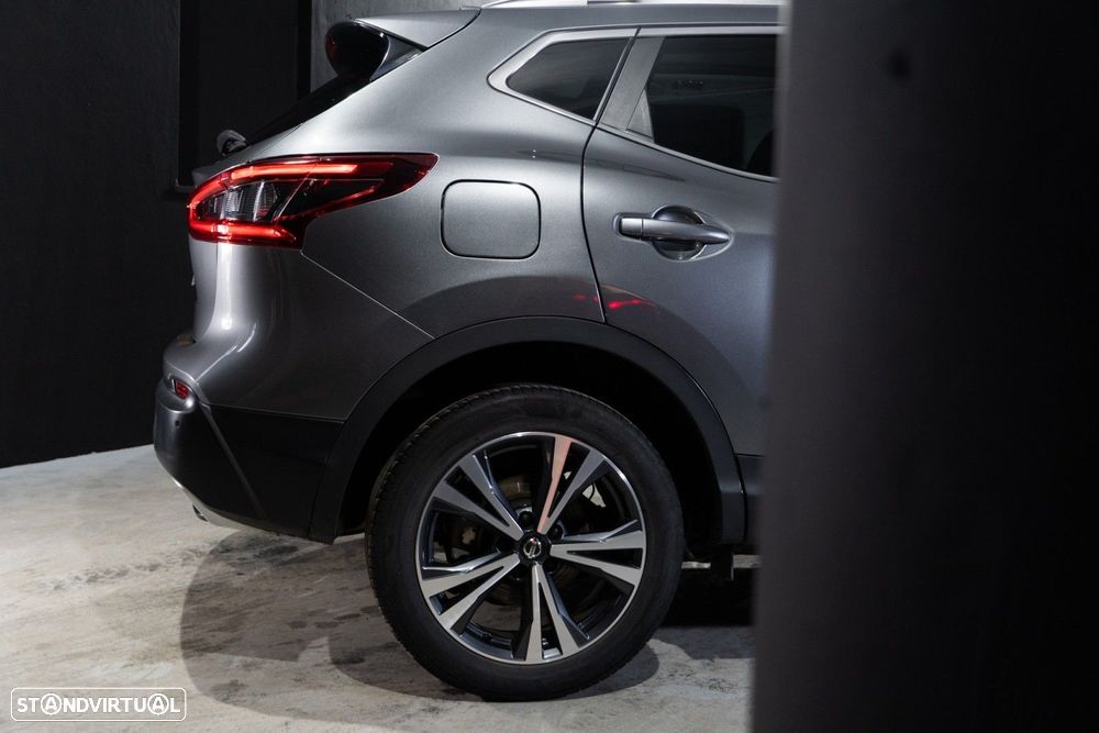 Nissan Qashqai 1.3 DIG-T N-Connecta LED+SKY - 49