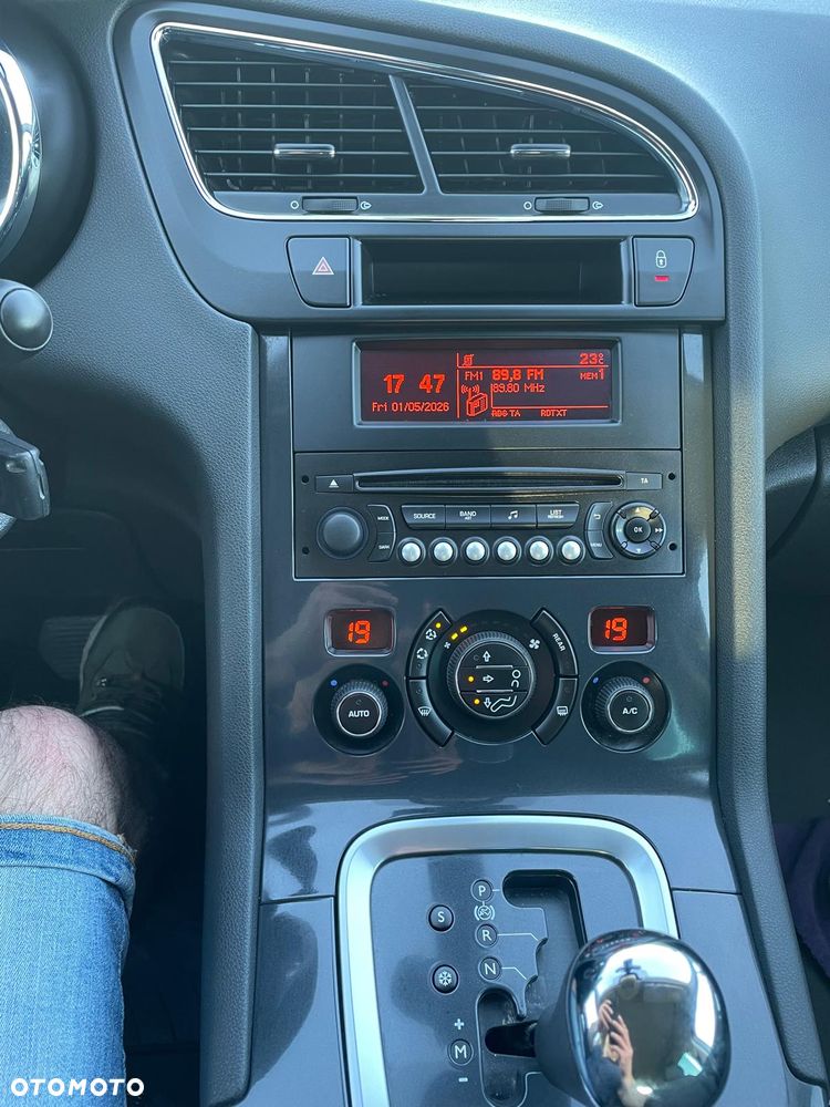 Peugeot 5008 BlueHDI 120 EAT6 Stop & Start Active - 40