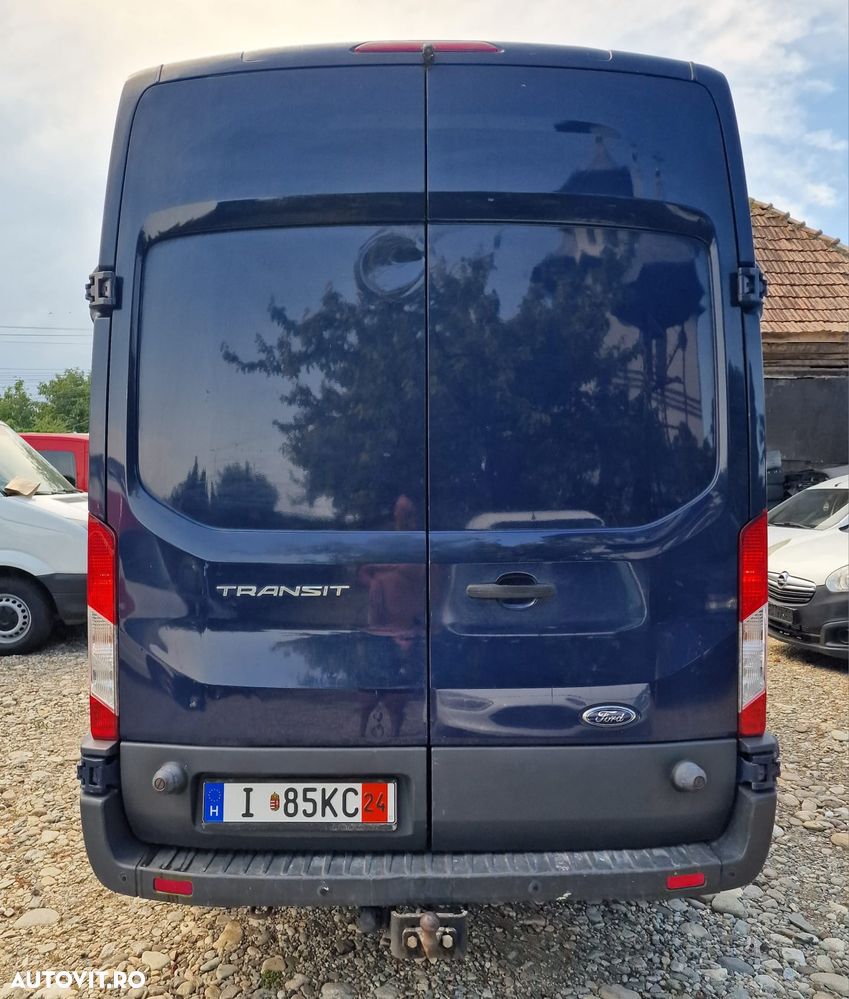 Ford Transit - 12