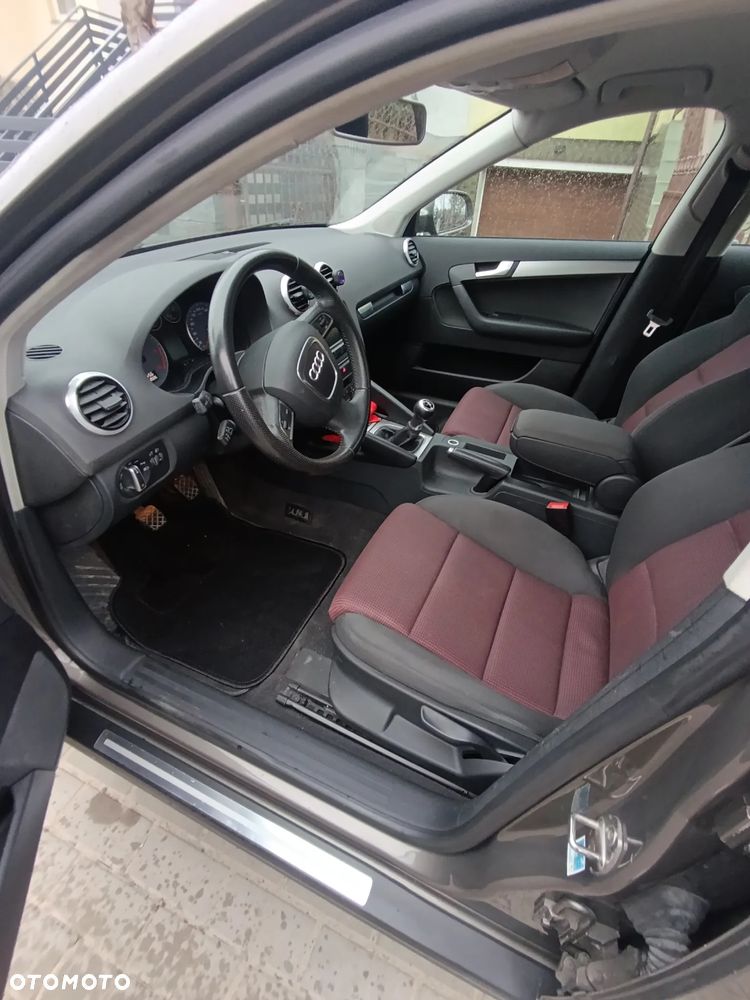 Audi A3 Sportback - 8
