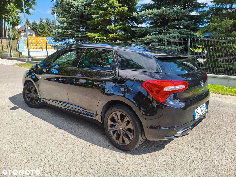 DS Automobiles DS 5 - 10