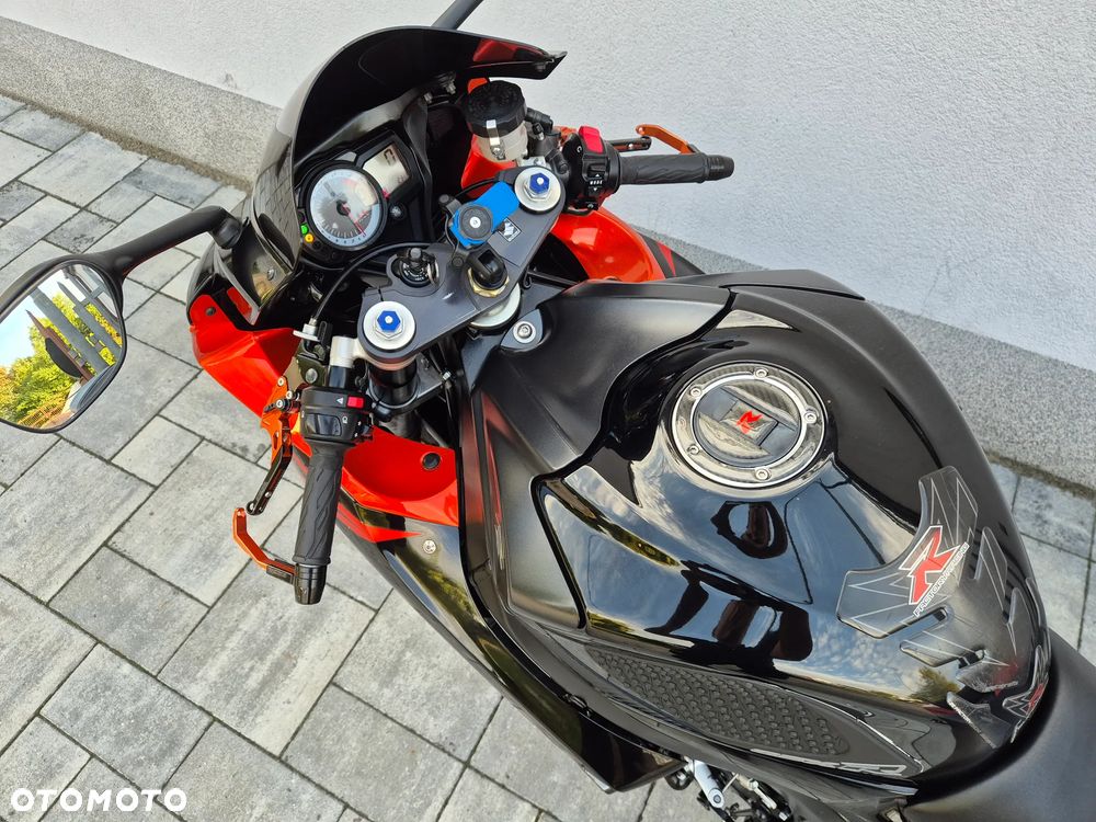 Suzuki GSX-R - 5