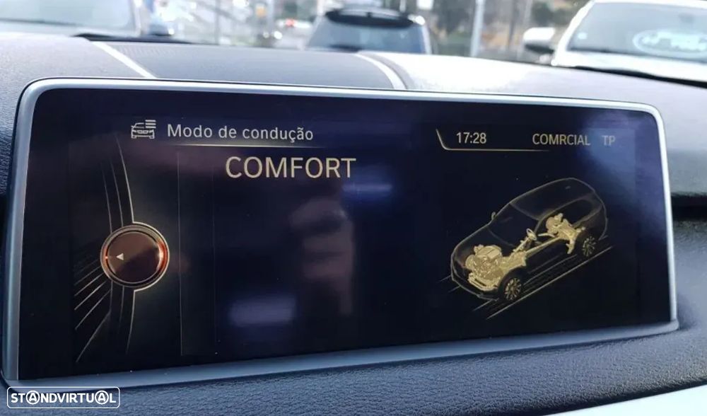 BMW X5 30 d xDrive Pack M - 24