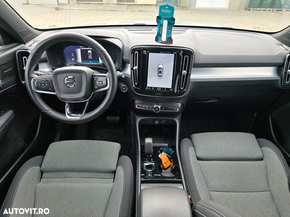 Volvo XC 40 B4 AT FWD MHEV Ultimate Dark - 9