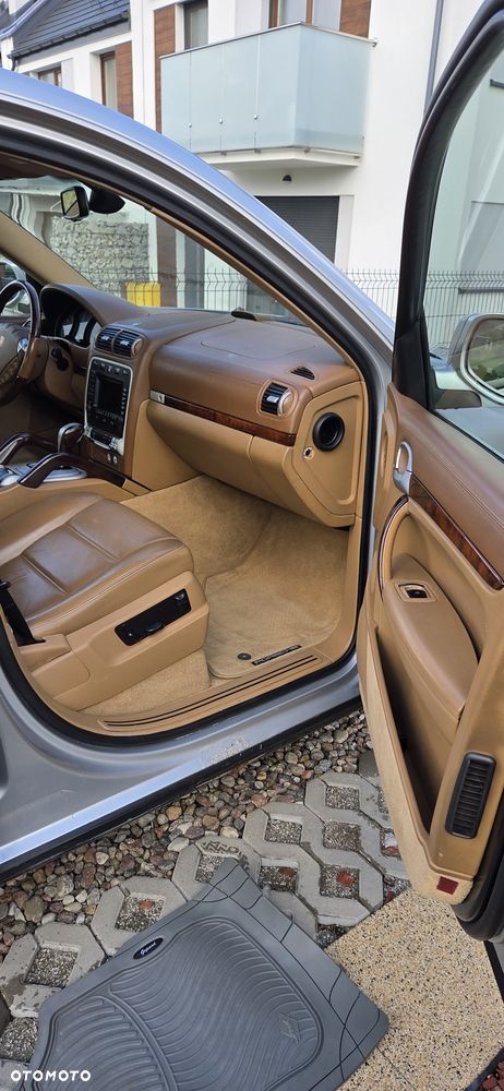 Porsche Cayenne 2007 photo 4